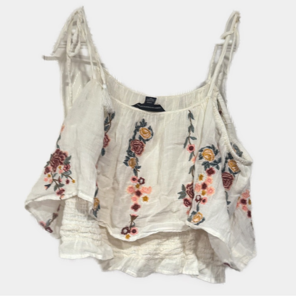 Sold-American Eagle off the shoulder tie Floral Embroidered Off-Shoulder Top - Picture 2 of 5